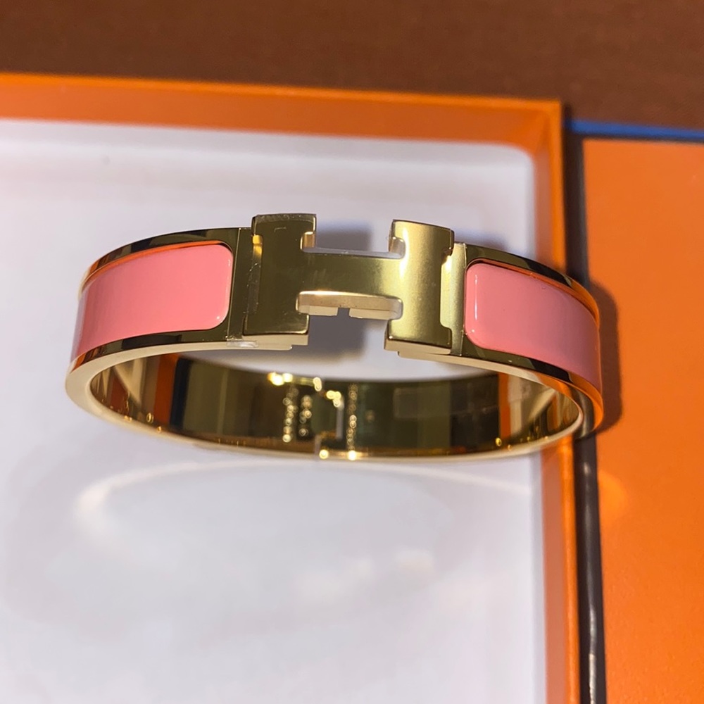 ❌SOLD❌HERMÈS CLIC H BRACELET PINK